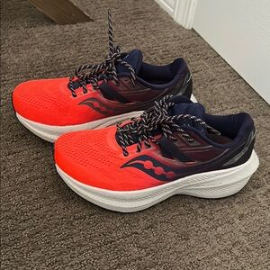 Women’s Saucony Triumph 20